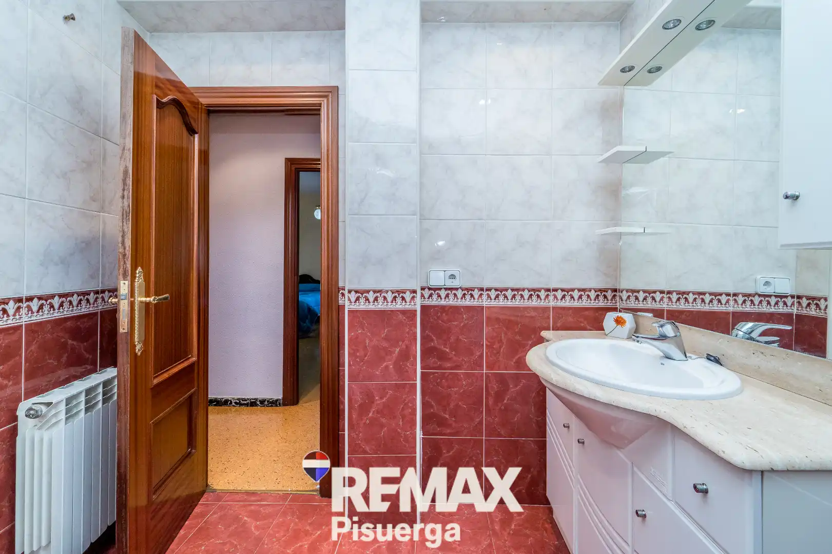 Badezimmer von Wohnung zum Verkauf in Valladolid mit Heizung und Abstellraum