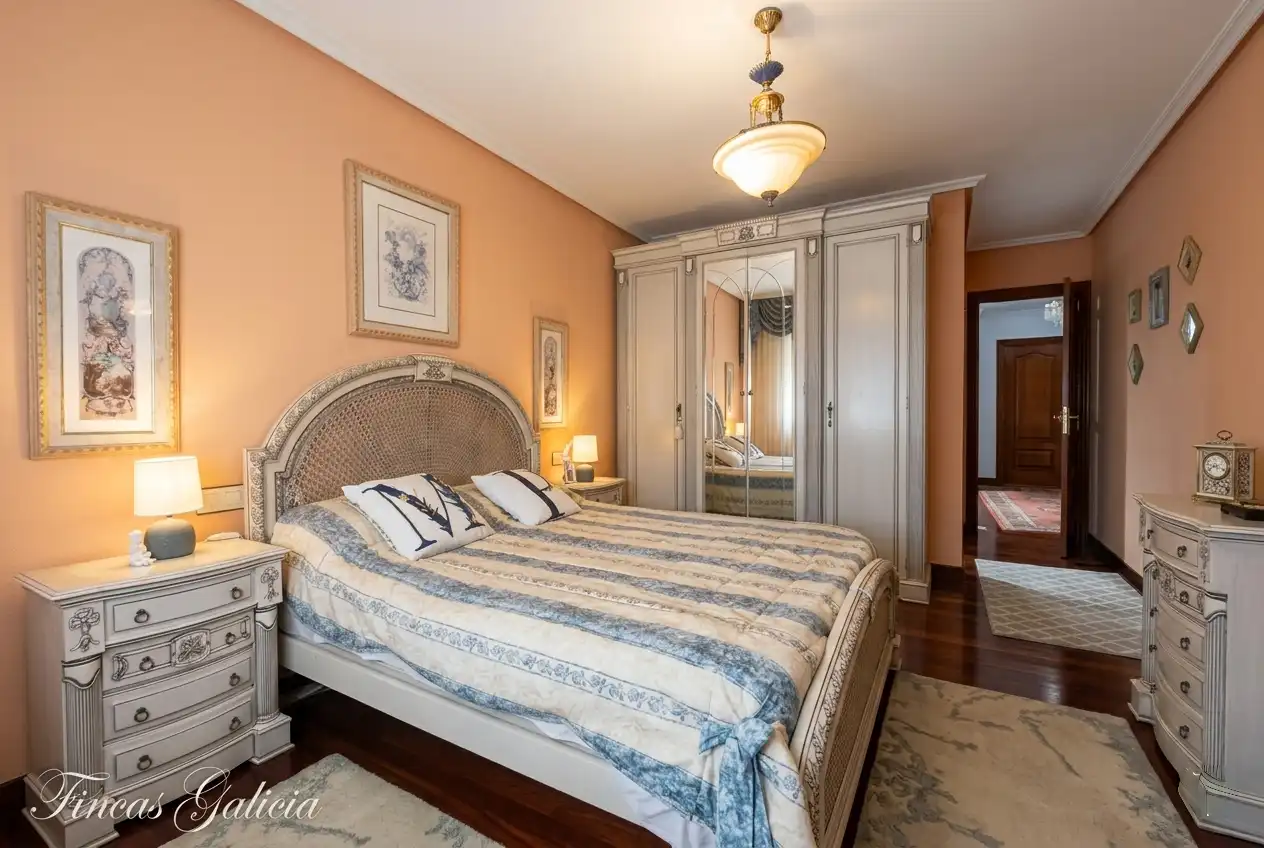 Habitación de Casa adosada en venta en Verín con Calefacción, Jardín privado y Terraza