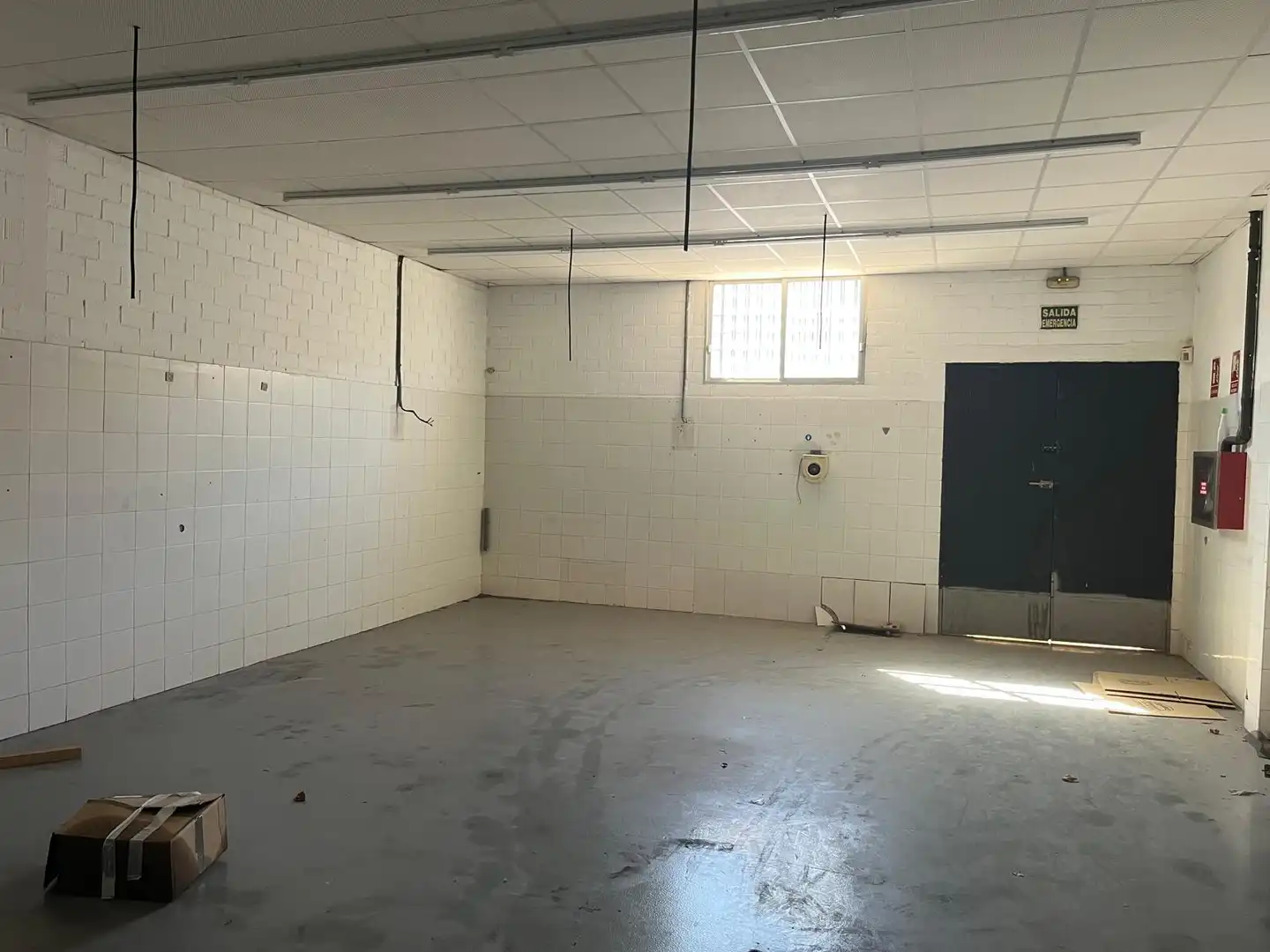 Nave industrial de alquiler en Córdoba con Calefacción y Alarma