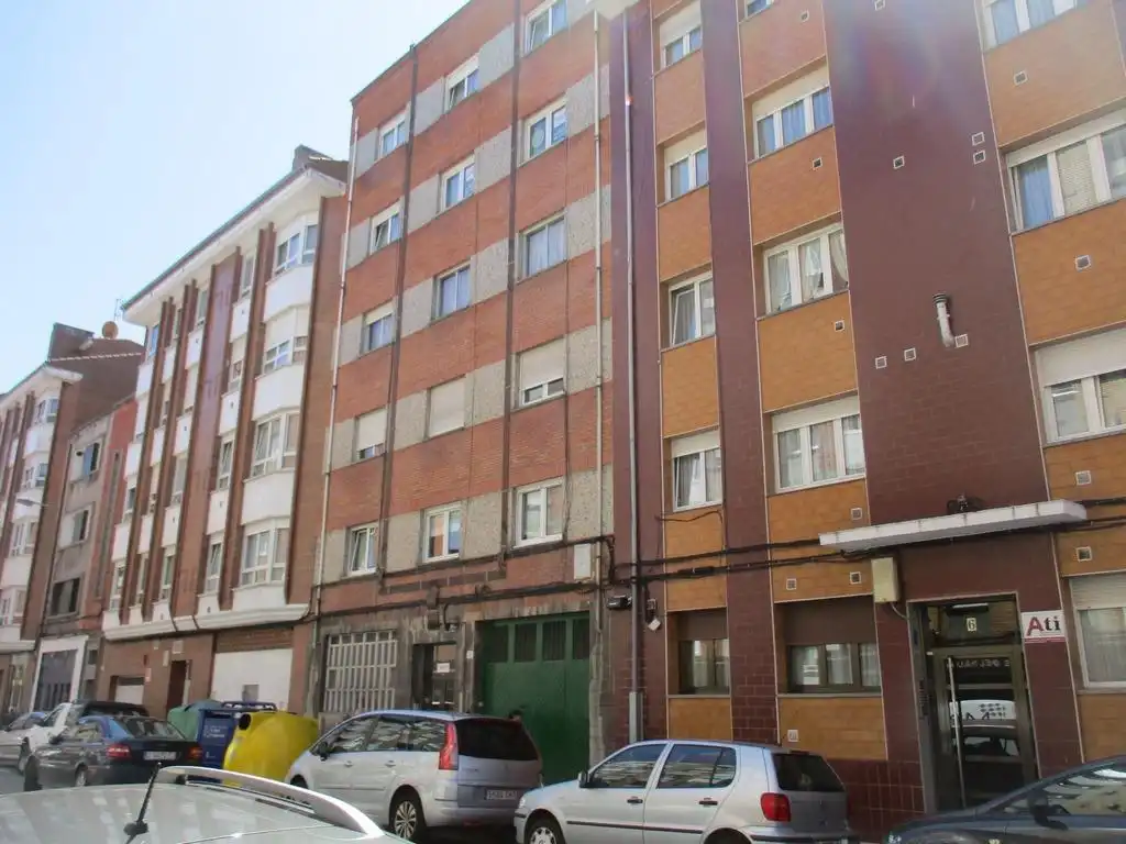 Flat with lift for sale in EULALIA ALVAREZ 8