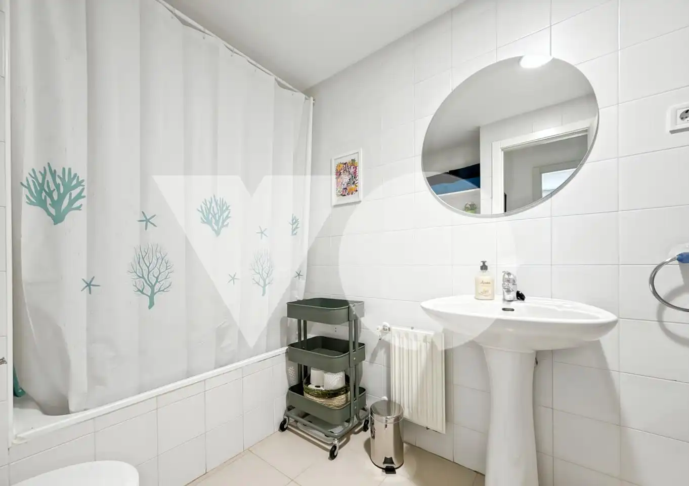 Bathroom of Flat for sale in Madrid  with Air Conditioner
