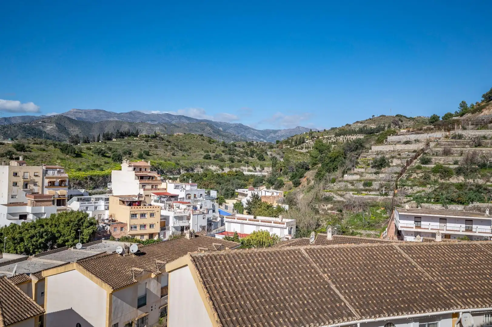 Exterior view of Houses for sale in Almuñécar