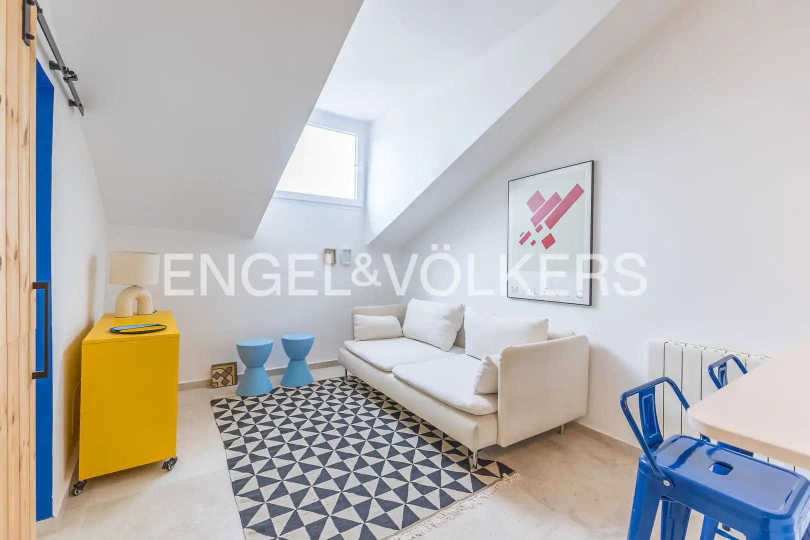 Terrassa de Pis de lloguer en  Madrid Capital amb Aire condicionat, Calefacció i Moblat