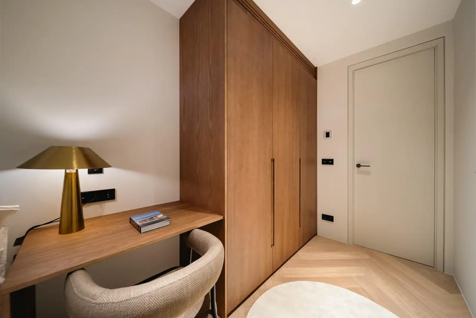 Dormitori de Apartament en venda en Marbella amb Piscina comunitària