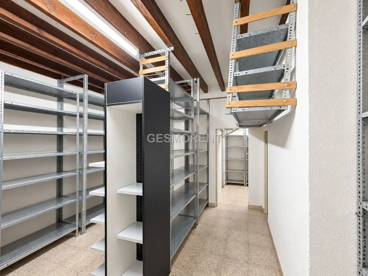 Gewerbefläche zur Miete in Centre