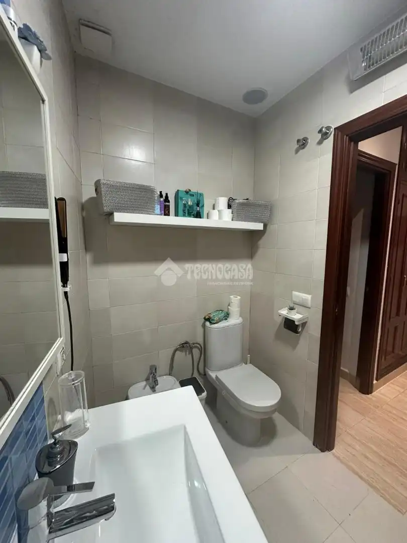 Bathroom of Flat for sale in Arcos de la Frontera
