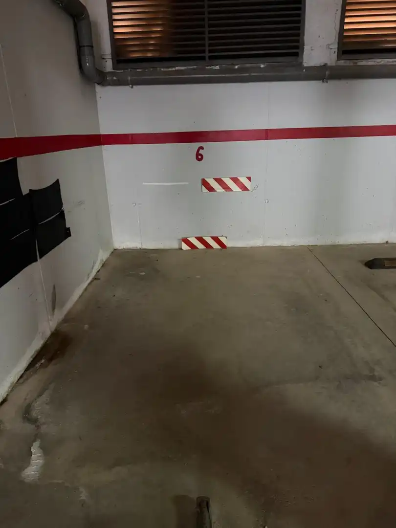 Parkplatz von Garage zum Verkauf in Calafell