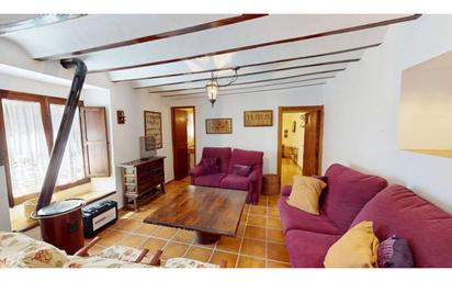 Sala d'estar de Casa o xalet en venda en Caravaca de la Cruz amb Calefacció, Terrassa i Moblat