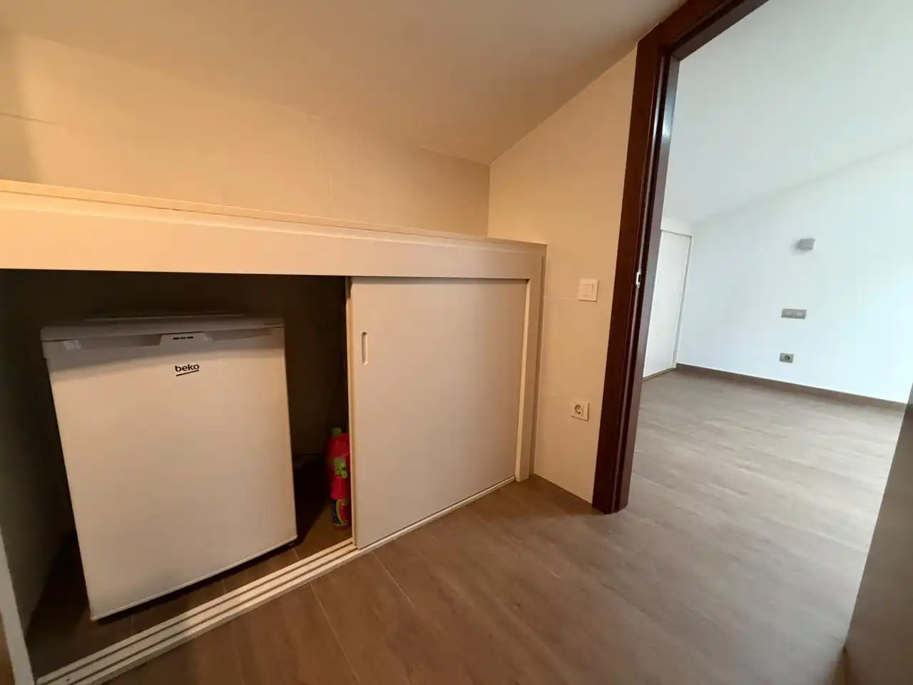 Attic for rent in Barcelona  with Air Conditioner, Parquet flooring and Terrace