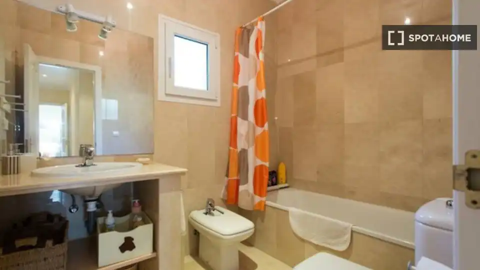 Room in Almensilla