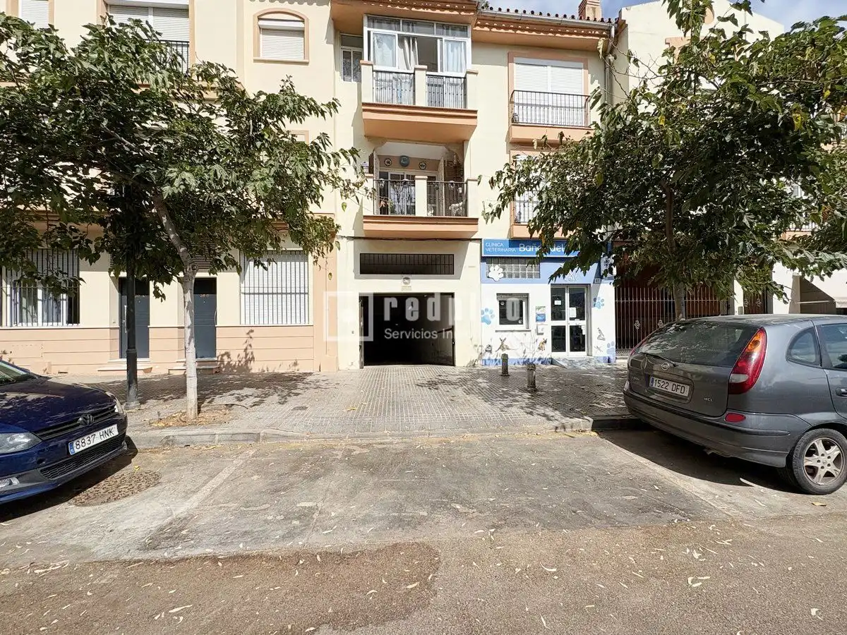 Außenansicht von Garage zum Verkauf in Málaga