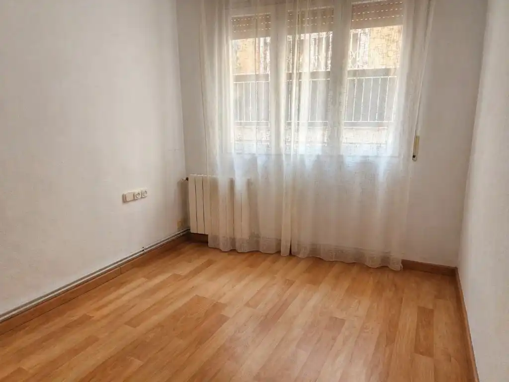 Bedroom of Flat for sale in Barcelona  with Balcony