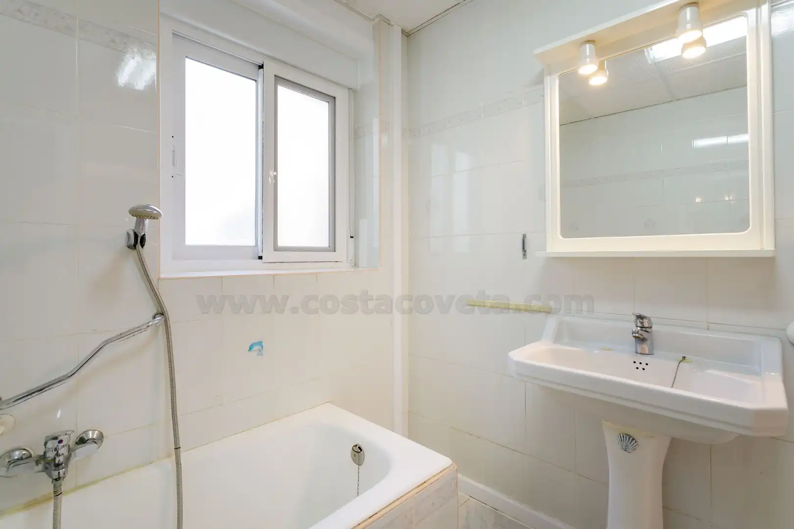 Badezimmer von Haus oder Chalet zum Verkauf in El Campello mit Klimaanlage, Privatgarten und Terrasse
