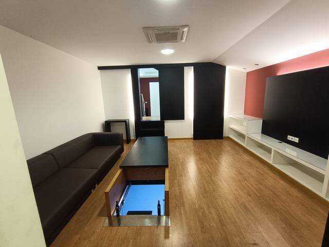 Local comercial en Alquiler en Rúa de Brión en Castiñeiriño - Cruceiro de Sar