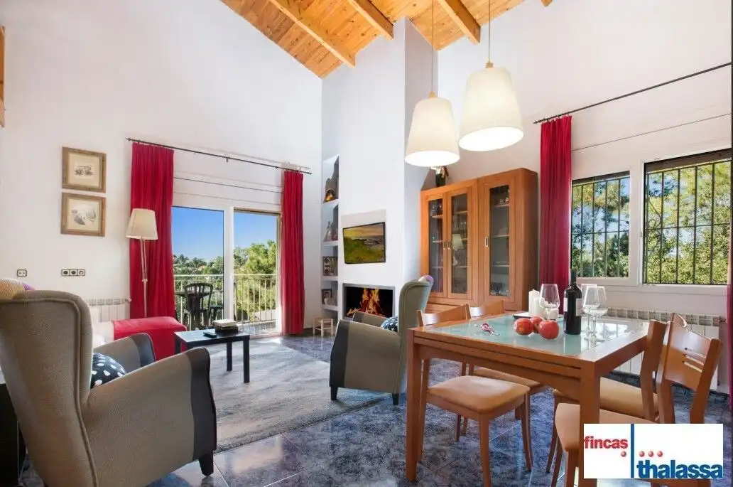 Living room of Houses for sale in Lloret de Mar  with Air Conditioner, Private garden and Storage room