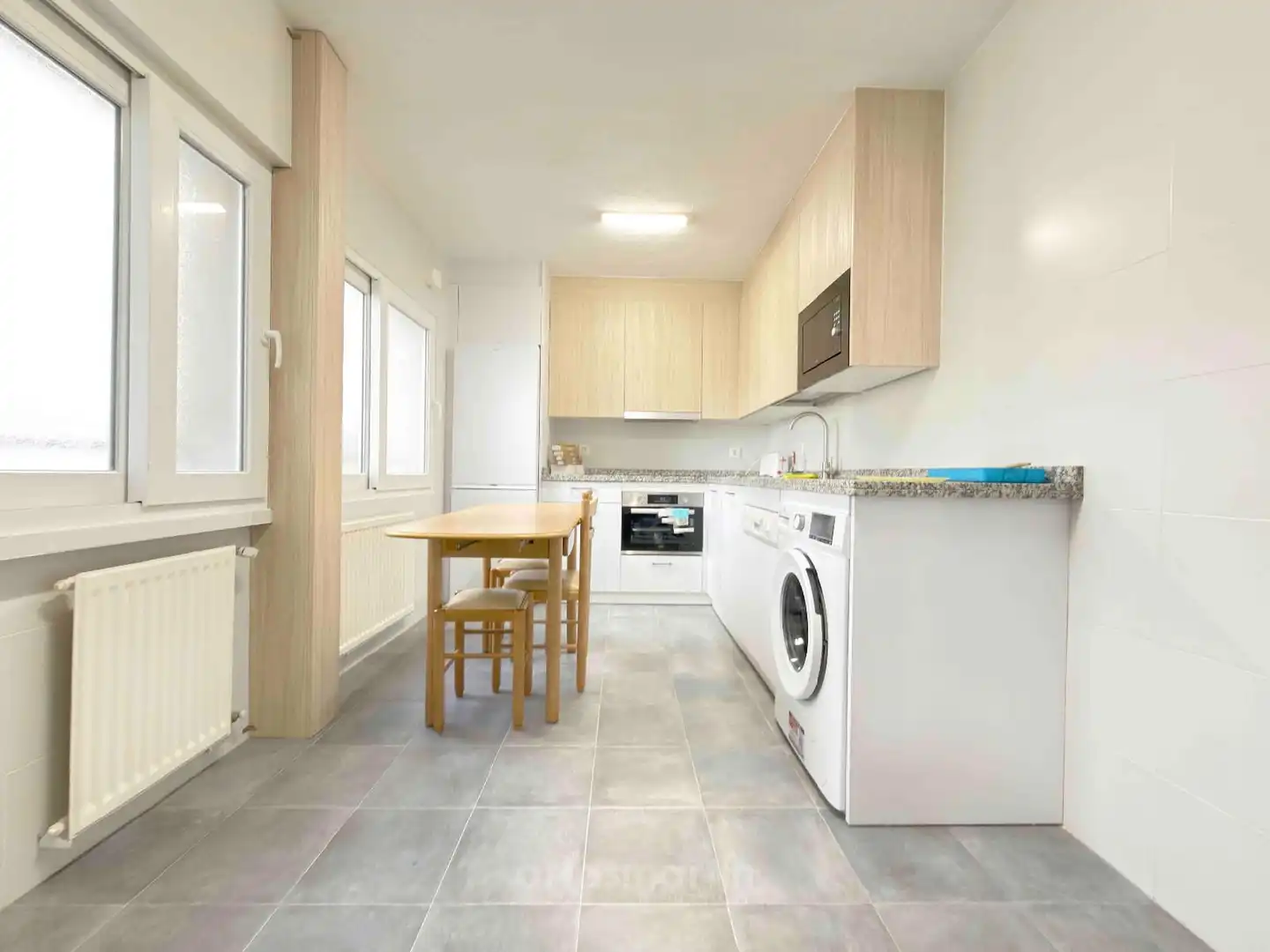 Cocina de Piso de alquiler en Salamanca con Calefacción, Terraza y Amueblado