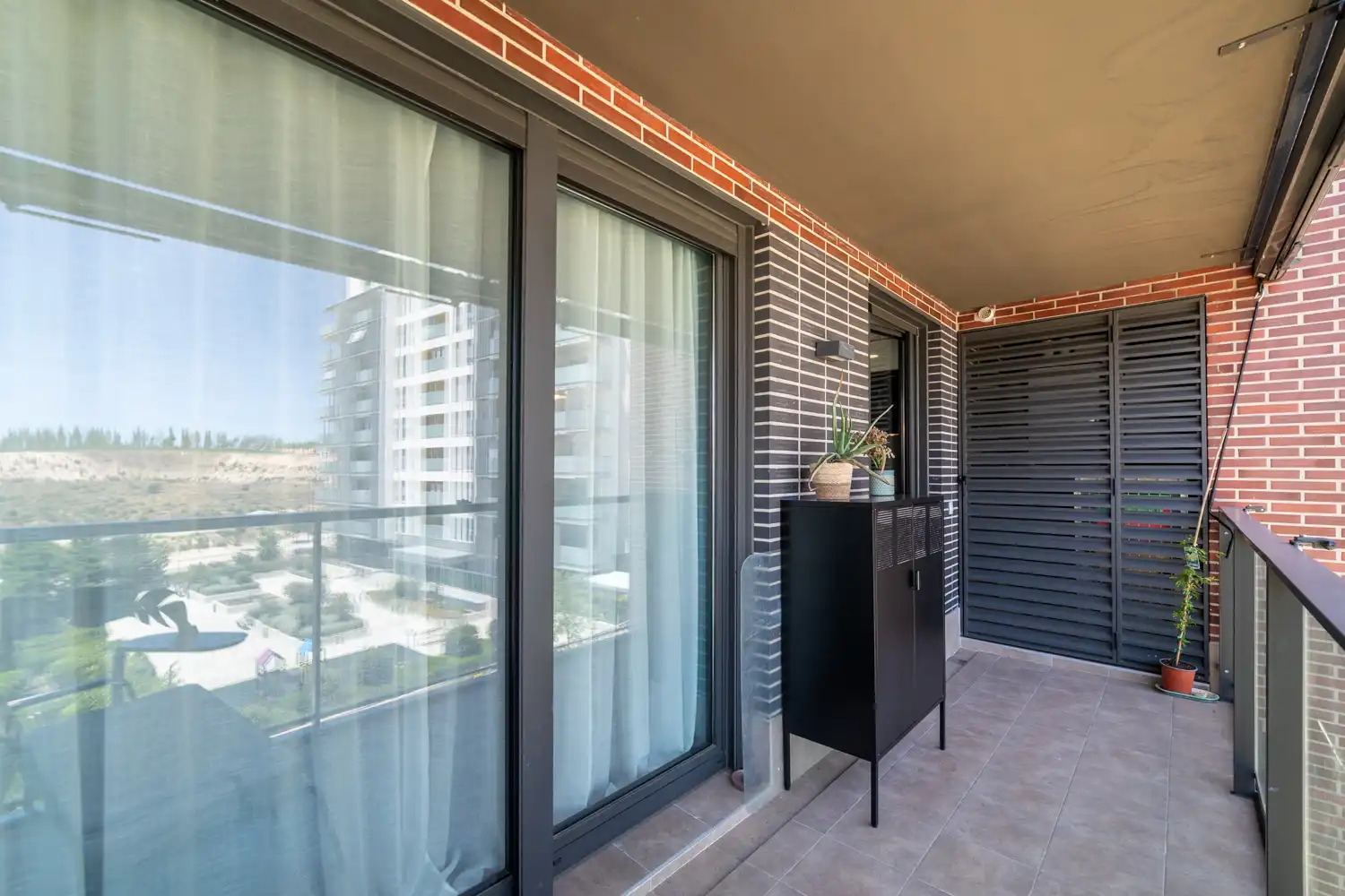 Balcony of Flat for sale in Tres Cantos  with Air Conditioner, Heating and Private garden