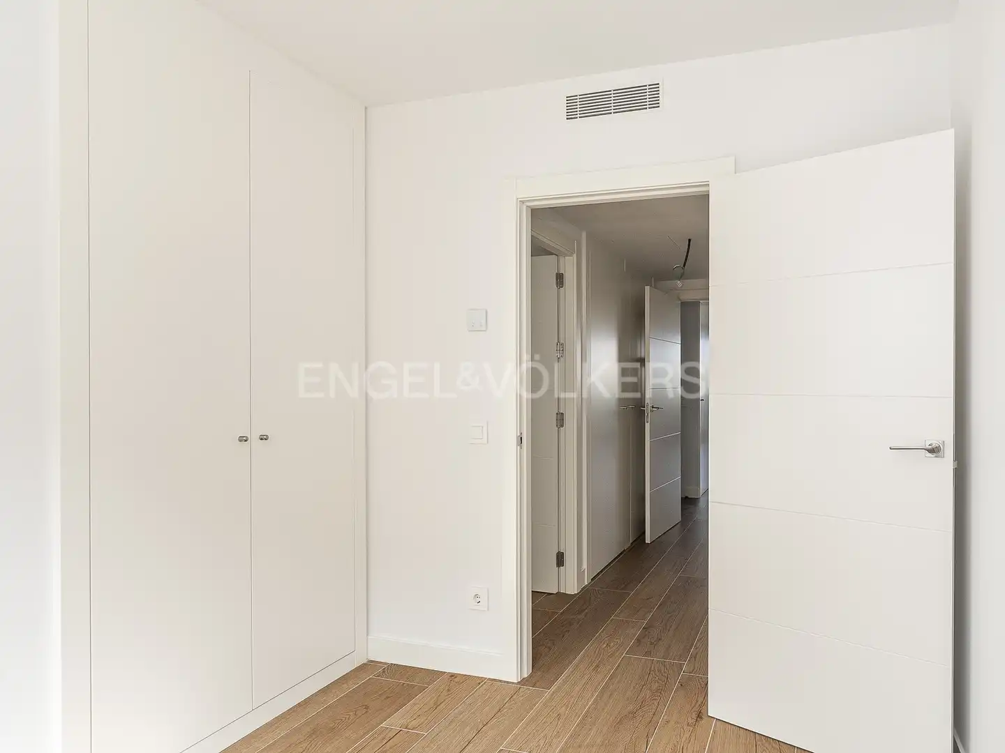 Wohnung zur Miete in Barcelona mit Klimaanlage, Heizung und Parkett