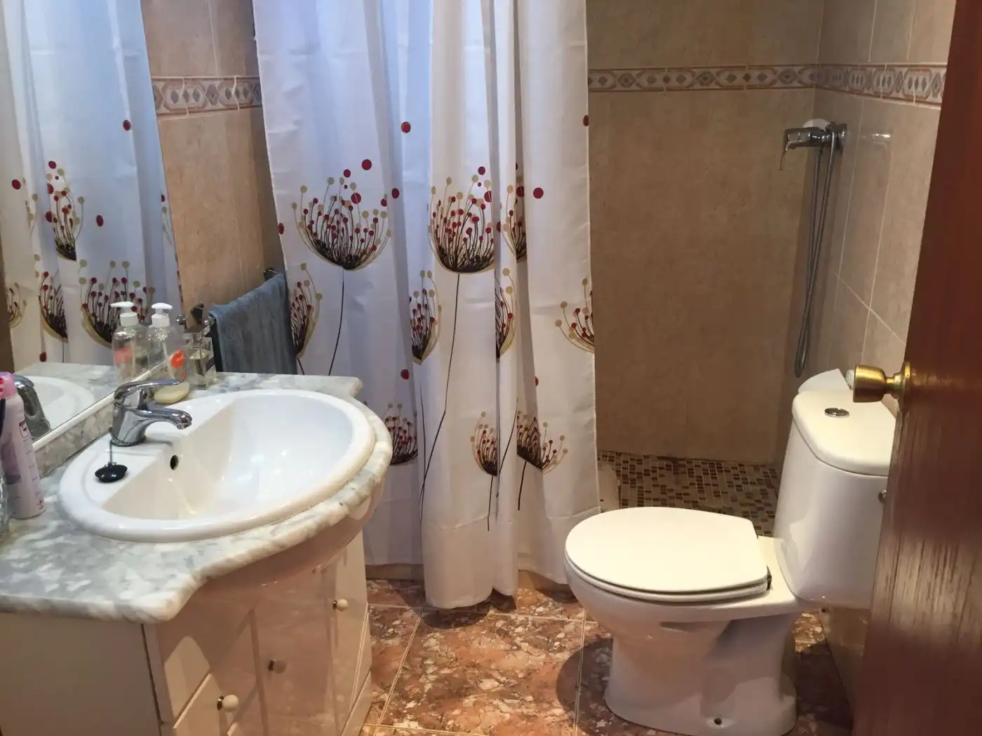 Baño de Casa o chalet en venta en El Pinós / Pinoso con Calefacción, Piscina y Amueblado