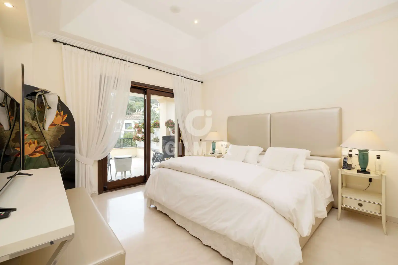 Habitación de Casa o chalet en venta en Benahavís con Calefacción, Jardín privado y Piscina