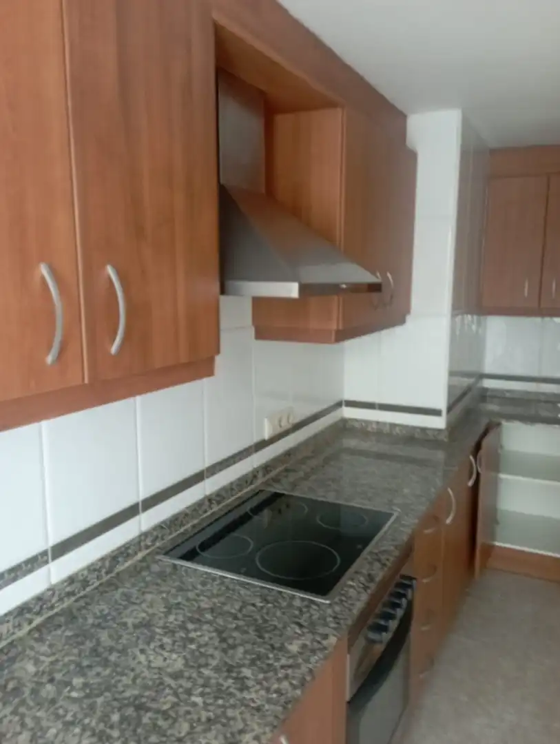 Wohnung zur Miete in Avinguda del Doctor Peset Aleixandre, Tormos