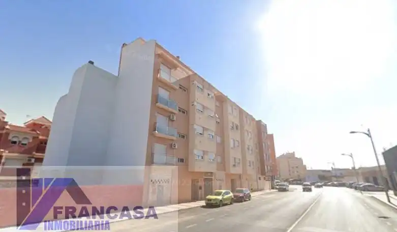 Vista exterior de Piso en venta en Roquetas de Mar