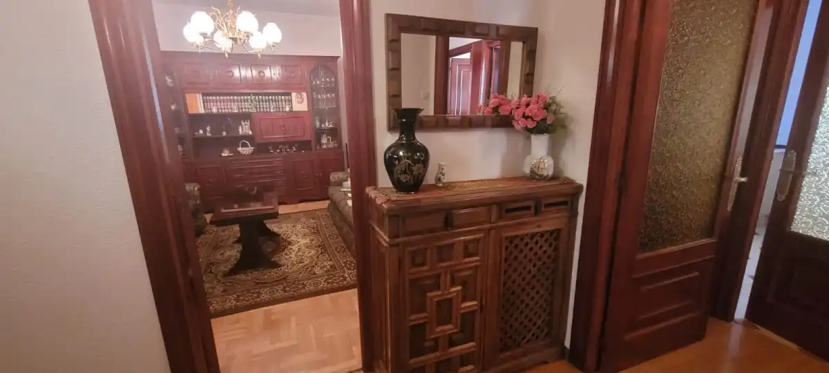 Casa o xalet en venda en Segovia amb Calefacció, Terrassa i Moblat