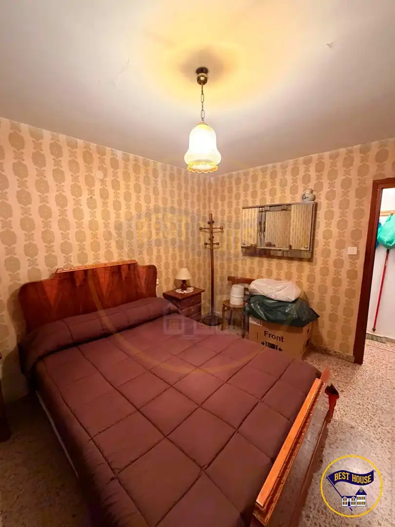 Habitación de Finca rústica en venta en Mira con Terraza y Amueblado