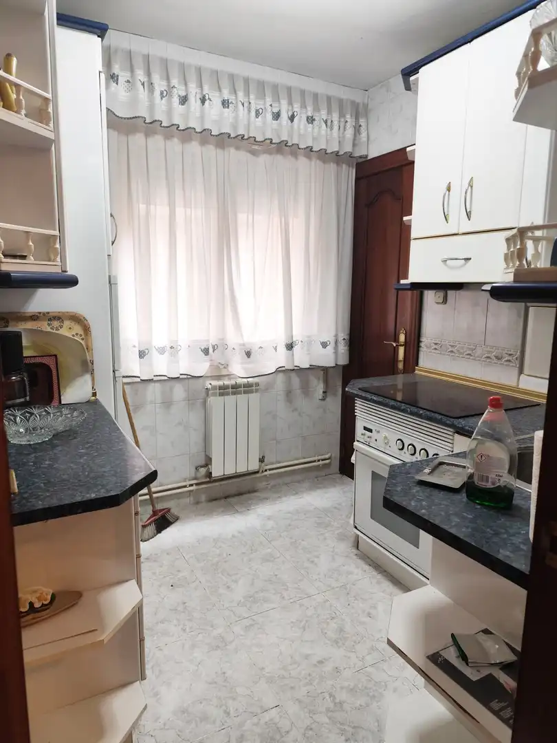 Cuina de Pis en venda en Palencia amb Calefacció i Terrassa