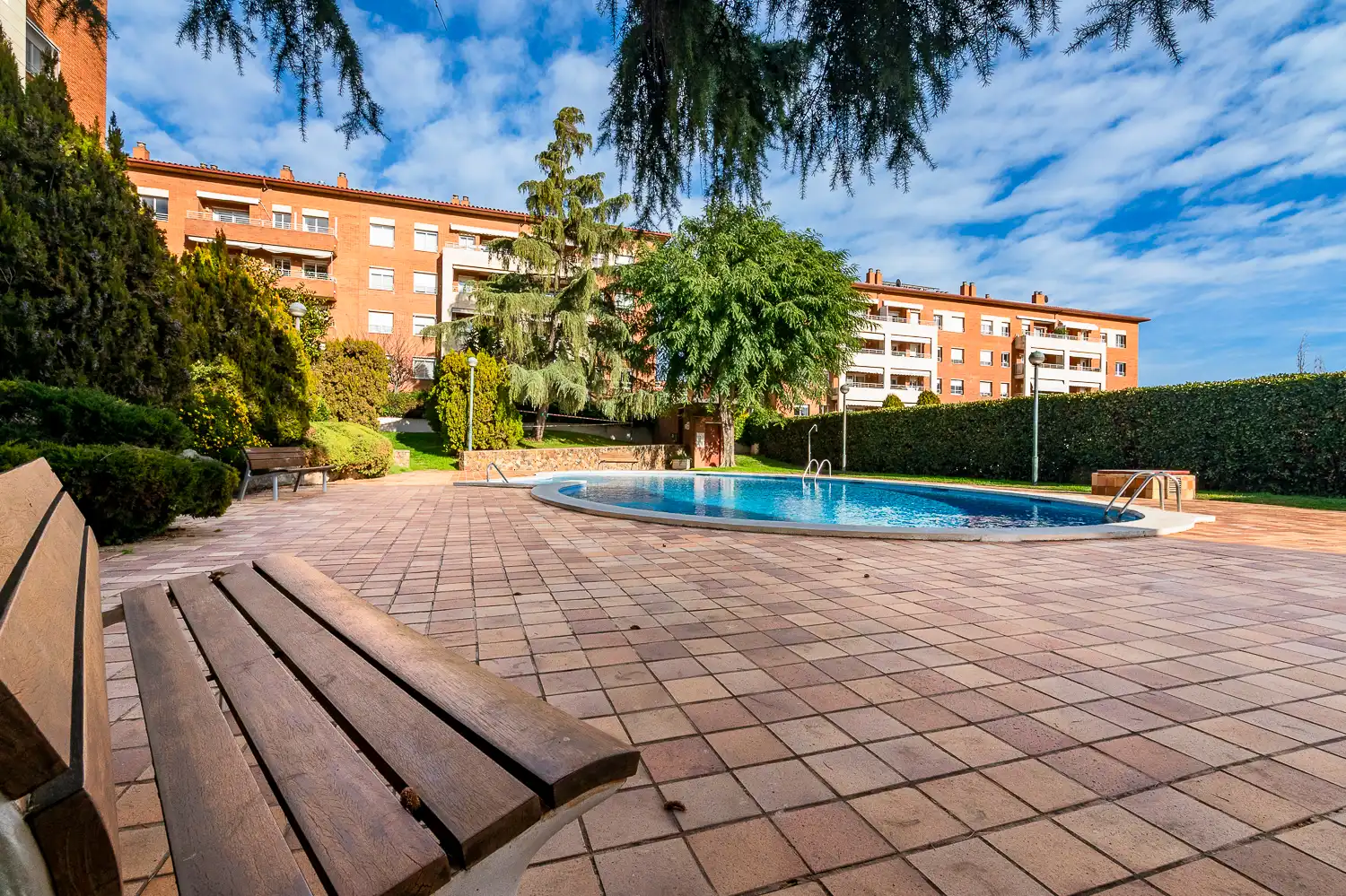 Piscina de Pis en venda en Sant Cugat del Vallès amb Aire condicionat, Calefacció i Parquet