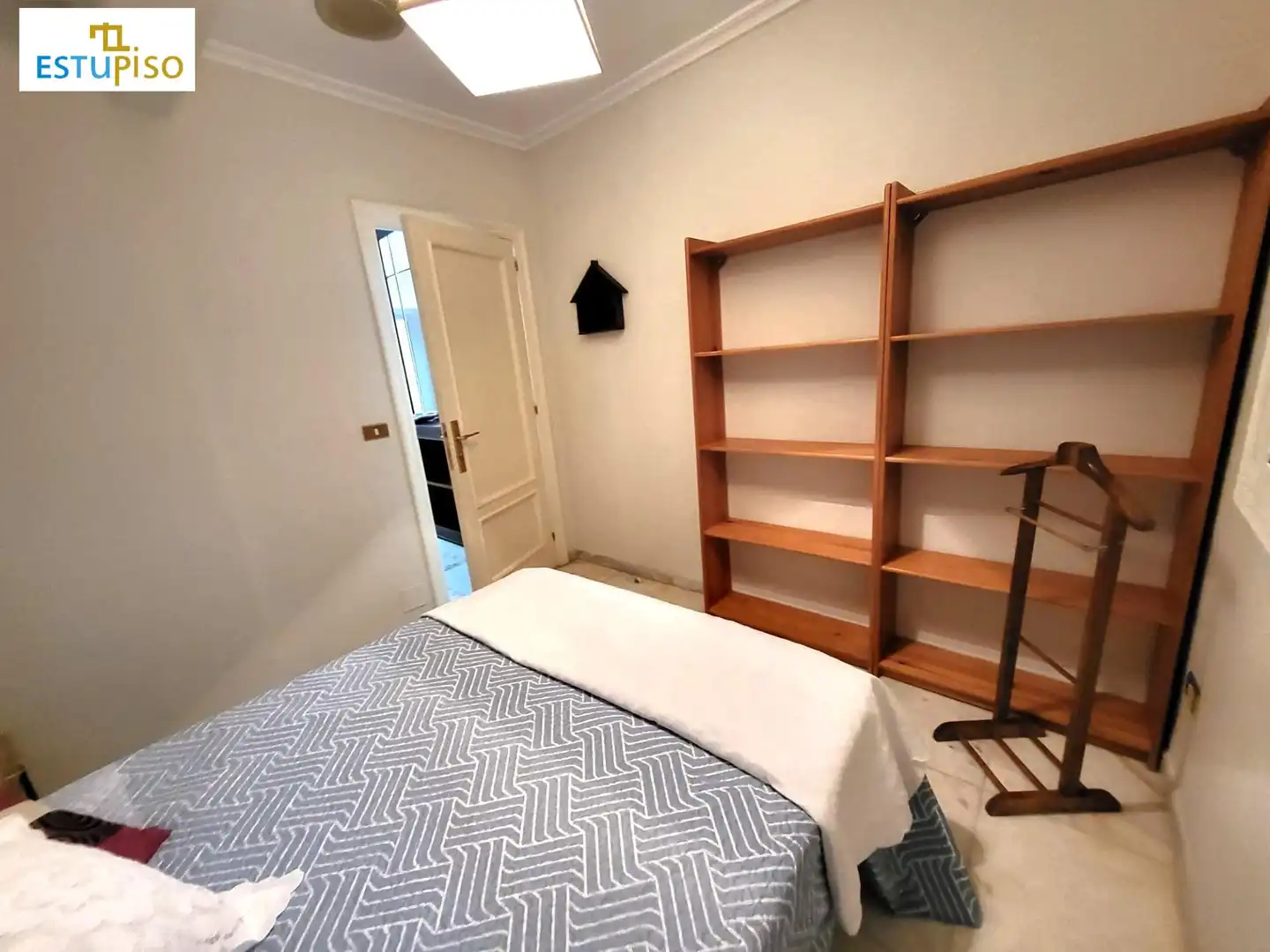 Bedroom of Flat for rent in León Capital 