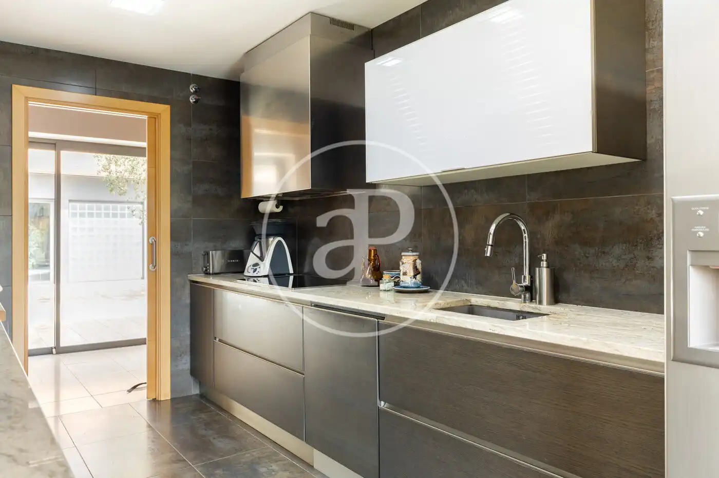 Kitchen of Houses for sale in Sant Cugat del Vallès  with Air Conditioner, Heating and Private garden