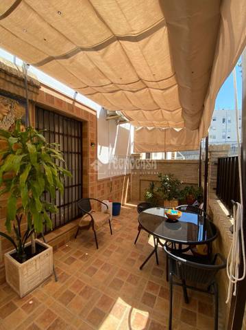 Casa adosada en Venta en Lebrija