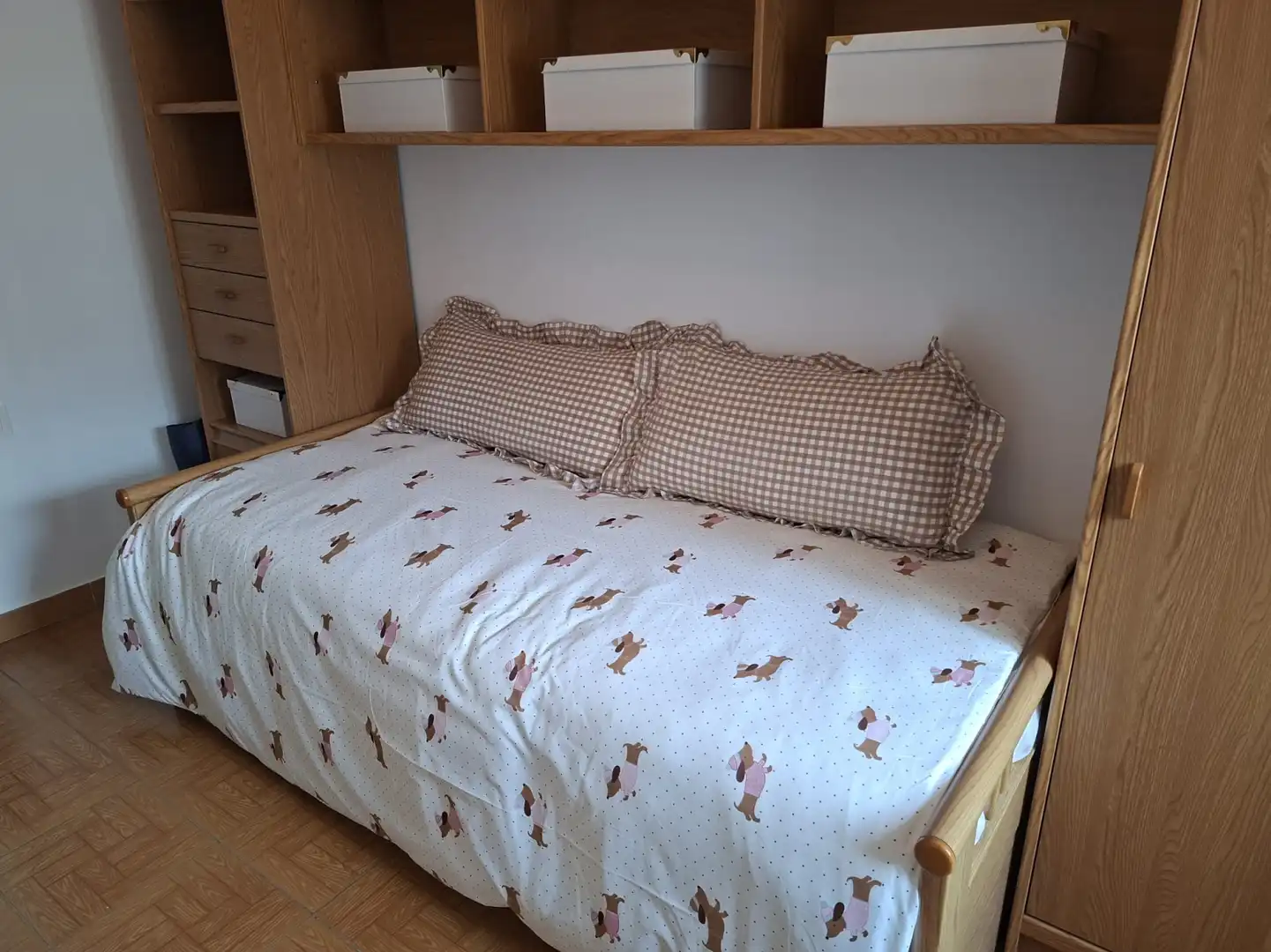 Bedroom of Flat for rent in Gijón   with Heating and Furnished
