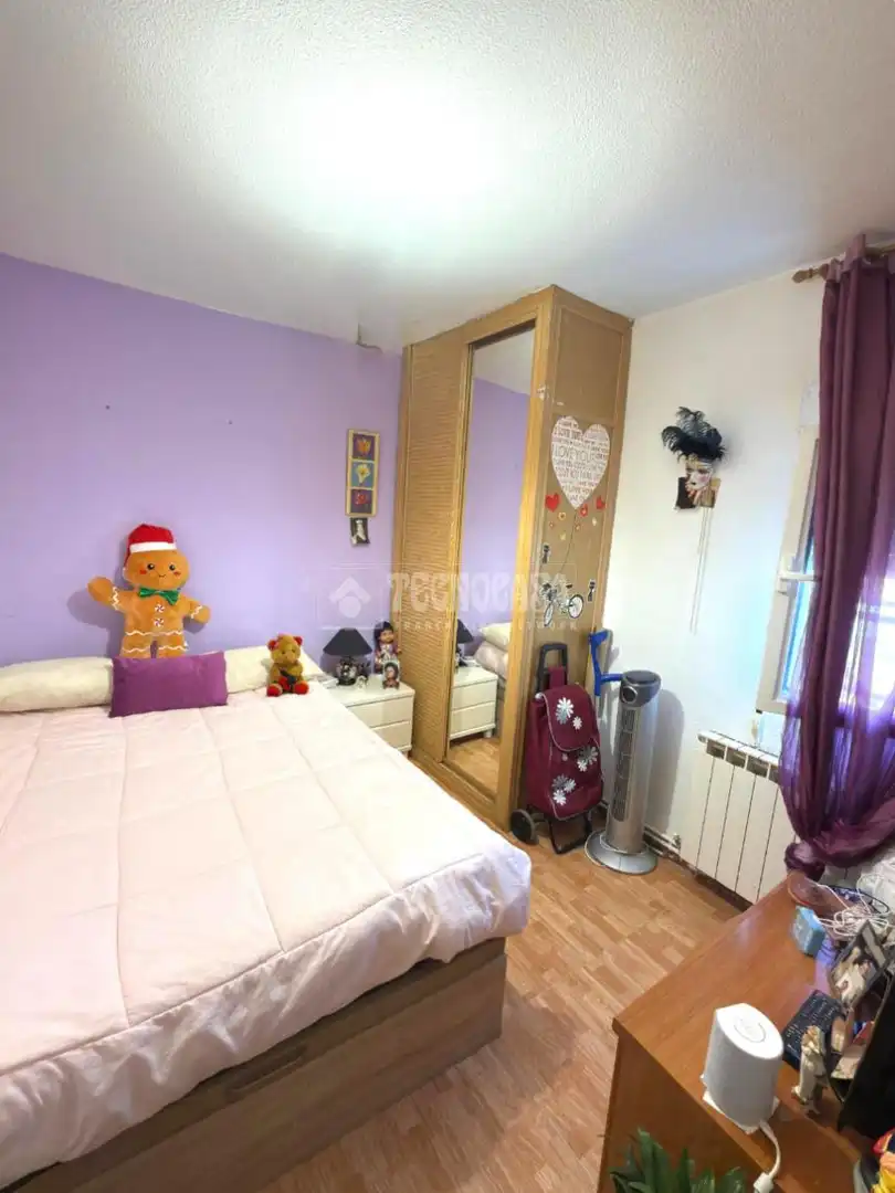 Schlafzimmer von Wohnung zum Verkauf in Madrid mit Klimaanlage und Heizung