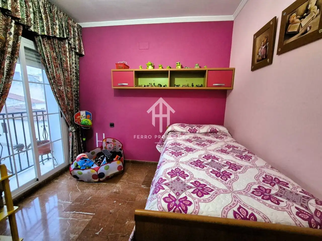 Habitación de Piso en venta en Algarinejo con Balcón