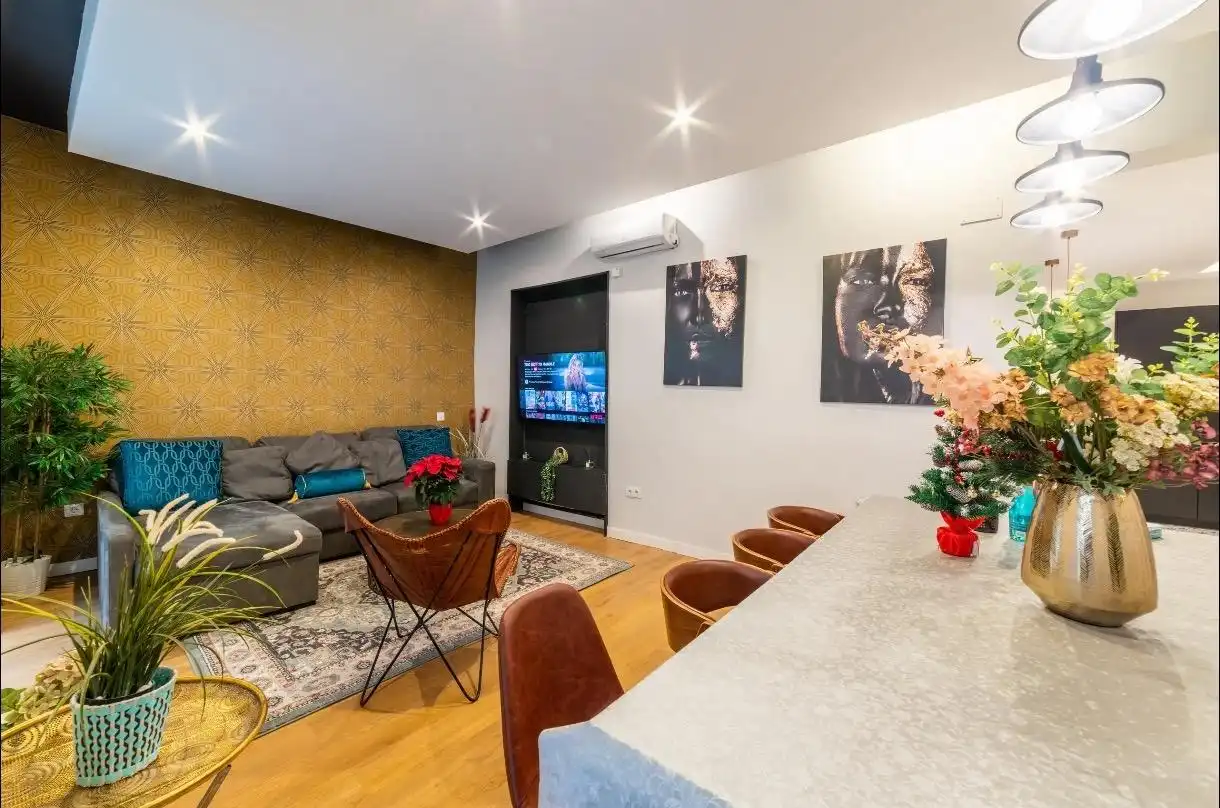 Sala de estar de Apartamento en venta en  Madrid Capital con Aire acondicionado, Trastero y Amueblado