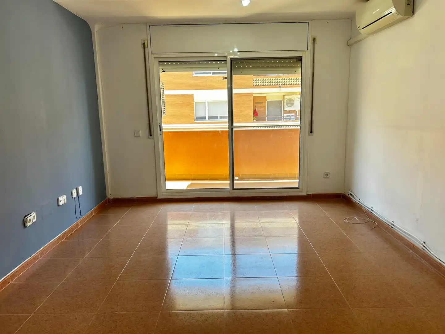 Bedroom of Flat for sale in Valls  with Air Conditioner, Heating and Oven