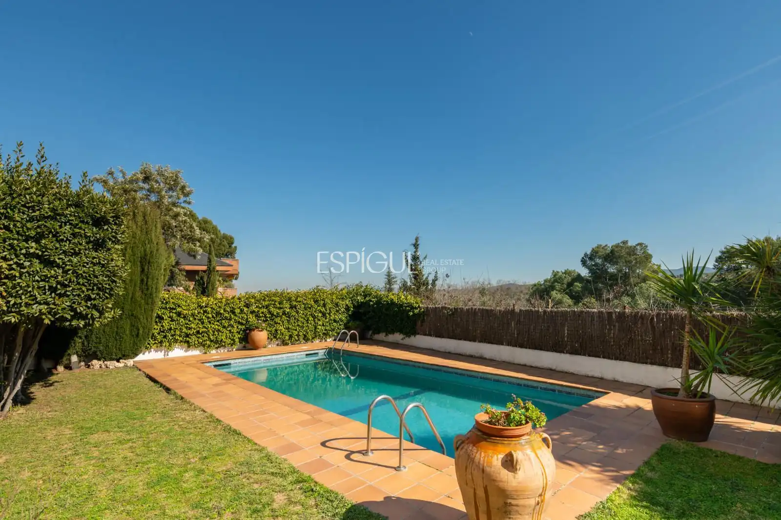 Garden of Houses for sale in Sant Cugat del Vallès  with Air Conditioner, Heating and Parquet flooring