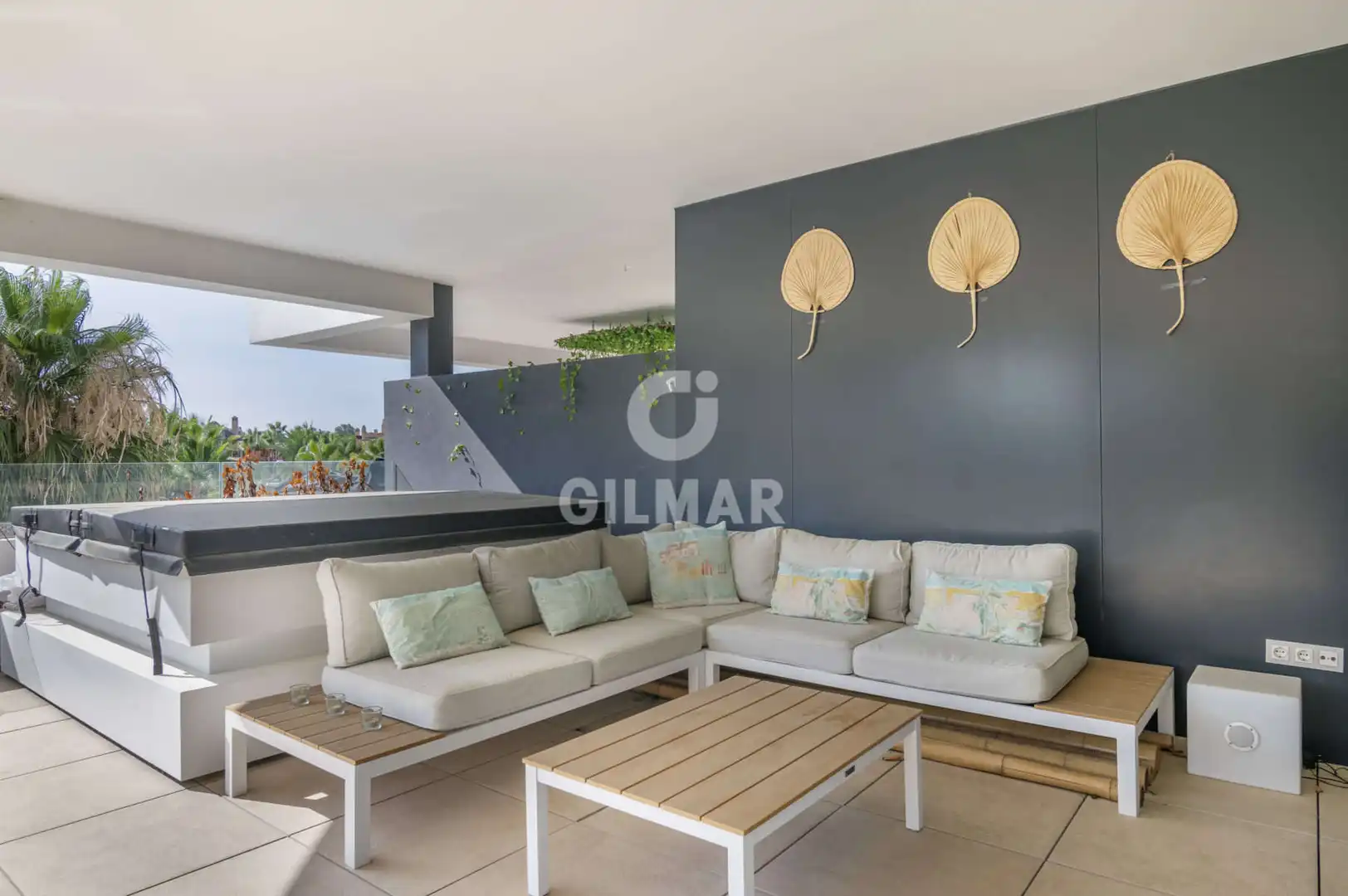 Terrassa de Apartament en venda en Estepona amb Calefacció, Traster i Piscina