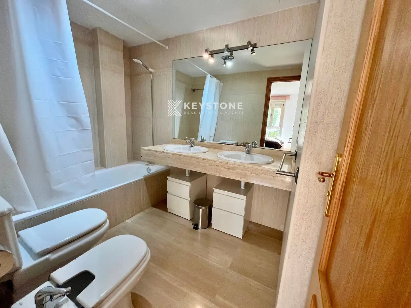 Wohnung zur Miete in La Bonanova