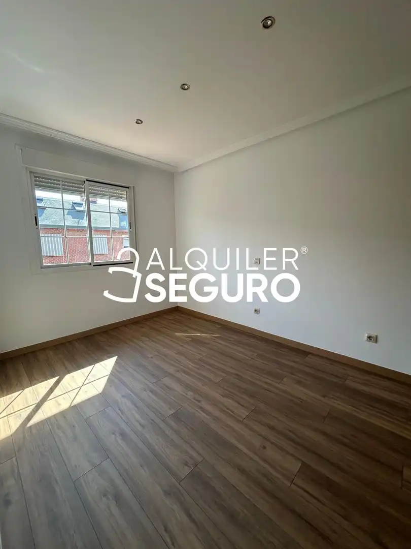 Habitación de Casa o chalet de alquiler en Alcalá de Henares con Aire acondicionado, Calefacción y Terraza