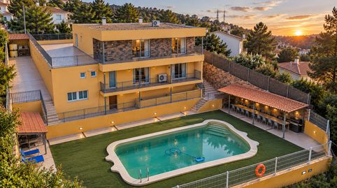 Exclusiva villa con piscina y jardín privado cerca de Sitges, imagen 2