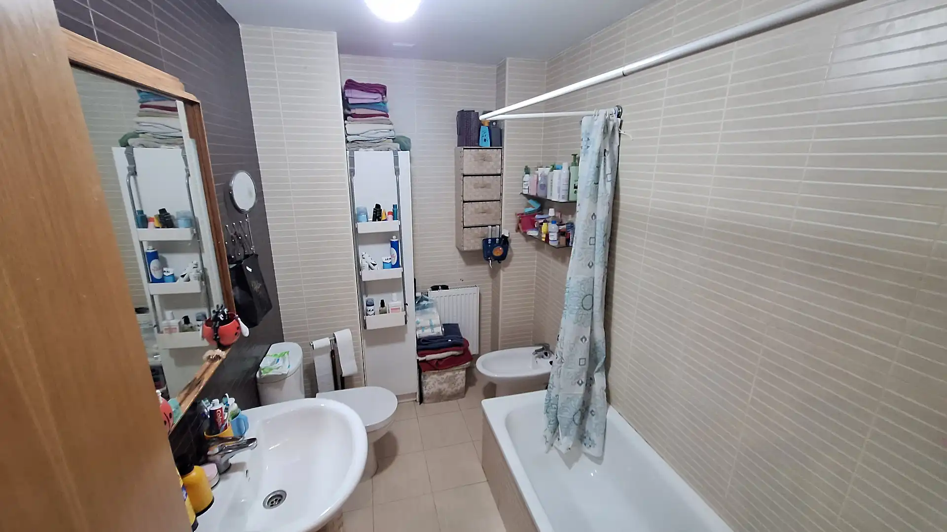Badezimmer von Wohnungen zum Verkauf in Burgos mit Abstellraum und Möbliert