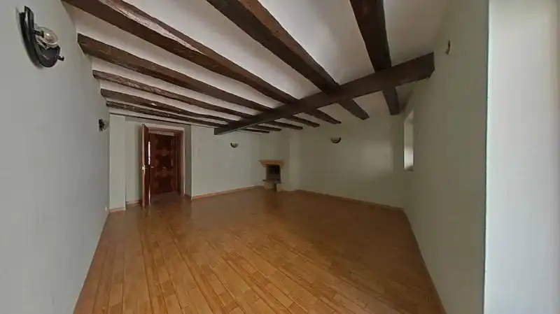 Casa adosada en venta en La Pobla de Segur con Trastero y Balcón