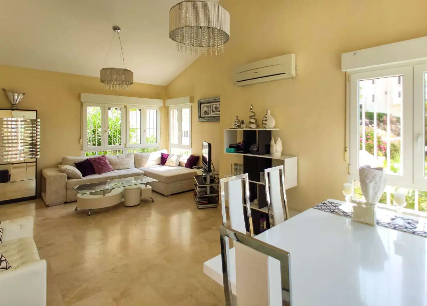 Chalet con piscina en venta en Orihuela Costa, imagen 13