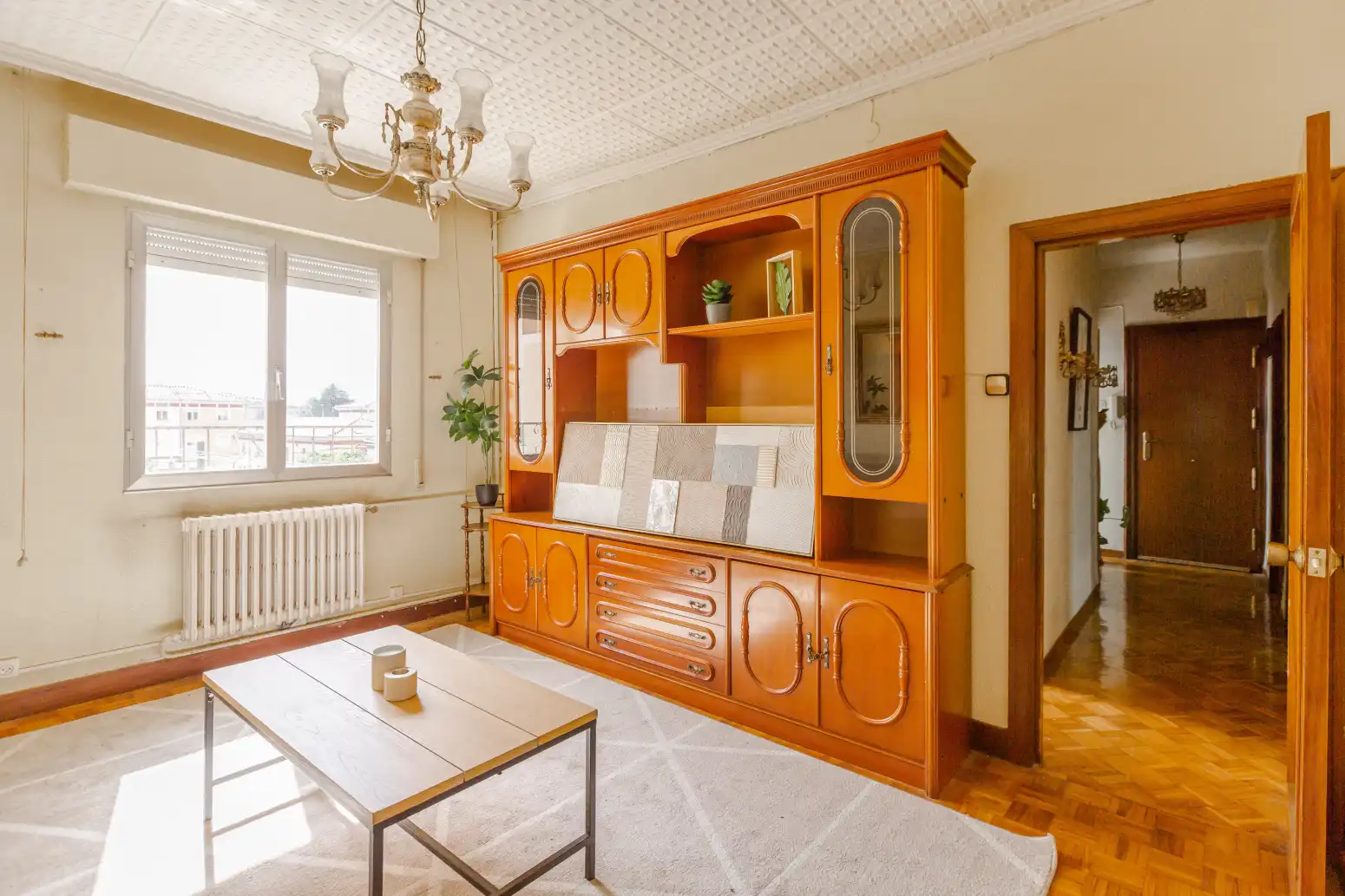 Sala de estar de Piso en venta en  Pamplona / Iruña con Calefacción, Parquet y Amueblado