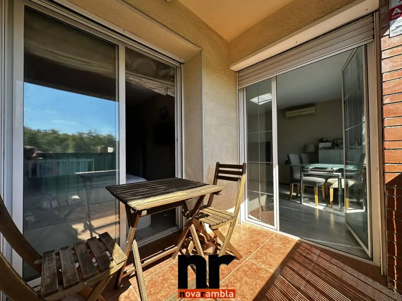 Wohnung zur Miete in Rambla Pinetons, Can Clos - Pinetons