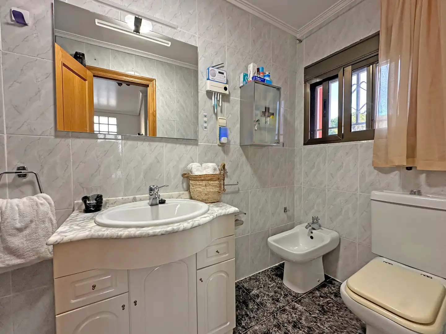 Baño de Casa o chalet en venta en Paterna con Aire acondicionado, Jardín privado y Terraza