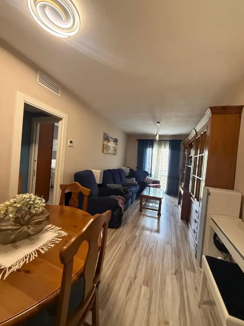 Flat with lift for sale in Calle Victoria